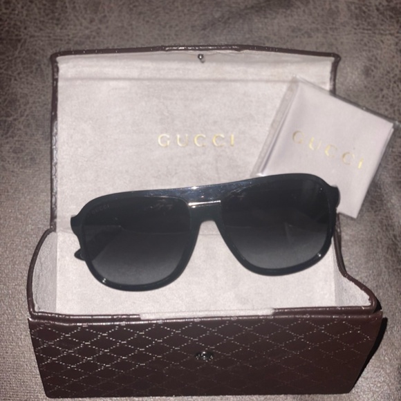 Gucci Sunglasses - Picture 2 of 2